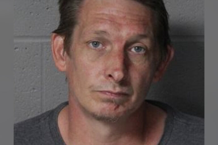 Missouri man ran over estranged wife who threatened to "tell all" in rape trial - photo licensed by shore news network.