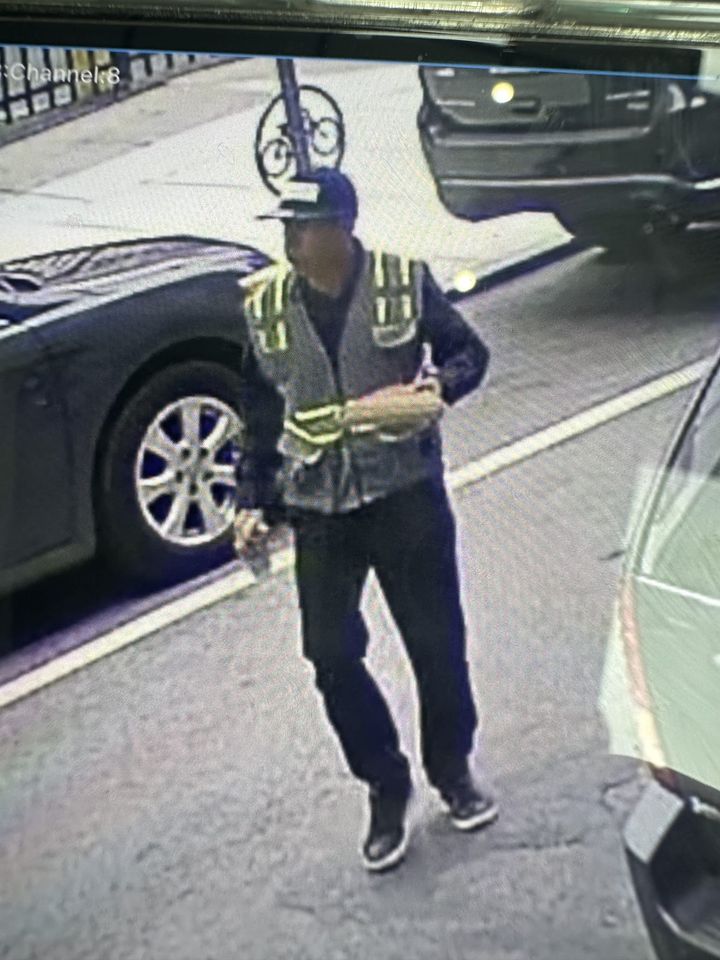 New Jersey State Police seek help identifying suspects in jewelry theft