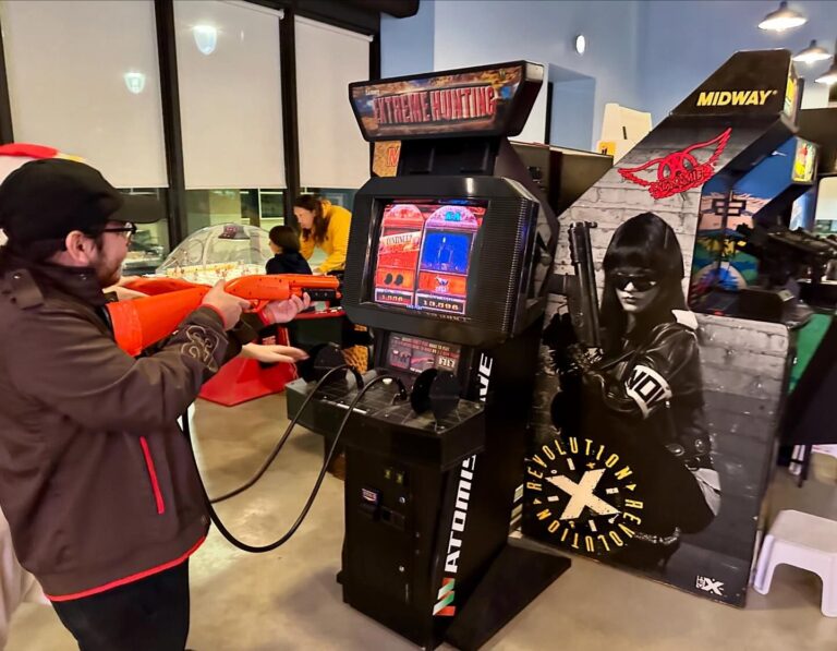 New retro arcade hosts grand opening in north jersey - photo licensed by shore news network.