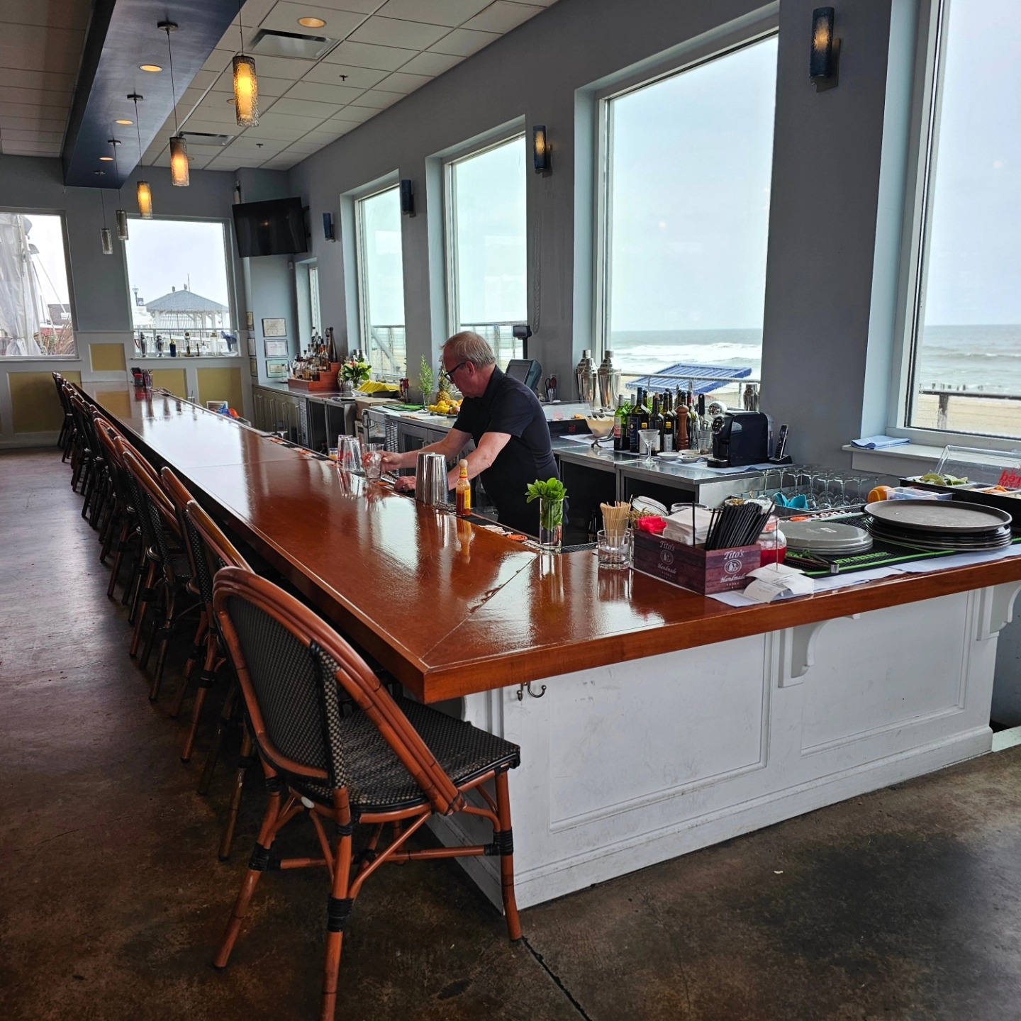 Sad News for the Jersey Shore as Beachfront Bar Closes