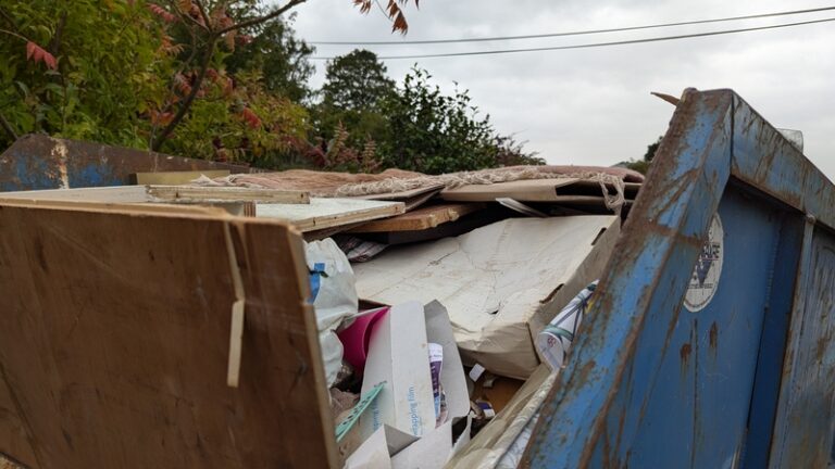 Thousands of unused kamala harris campaign signs abandoned at georgia recycling center after election loss - photo licensed by shore news network.