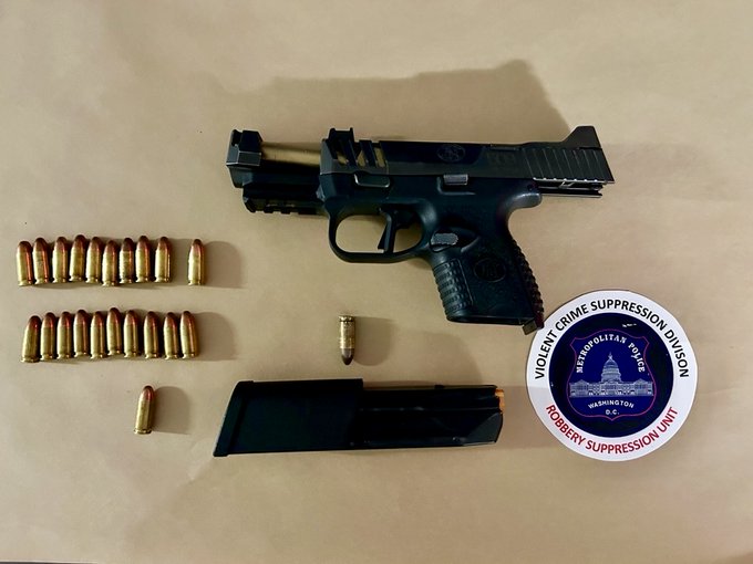 Traffic stop in Northeast D.C. leads to recovery of stolen firearm and ammo