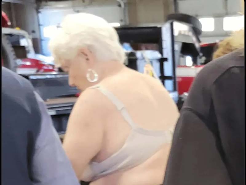 New Jersey Woman Made to Remove Shirt in Order to Vote