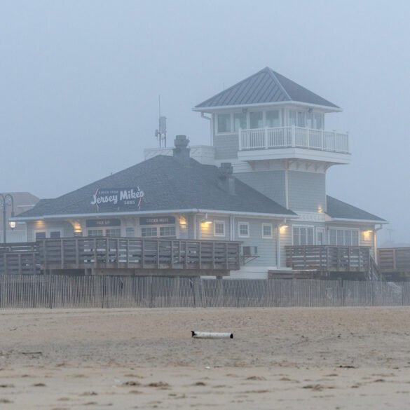 Morning fog and mist to clear for unseasonbly warm near 60 degree day in new jersey - photo licensed by shore news network.