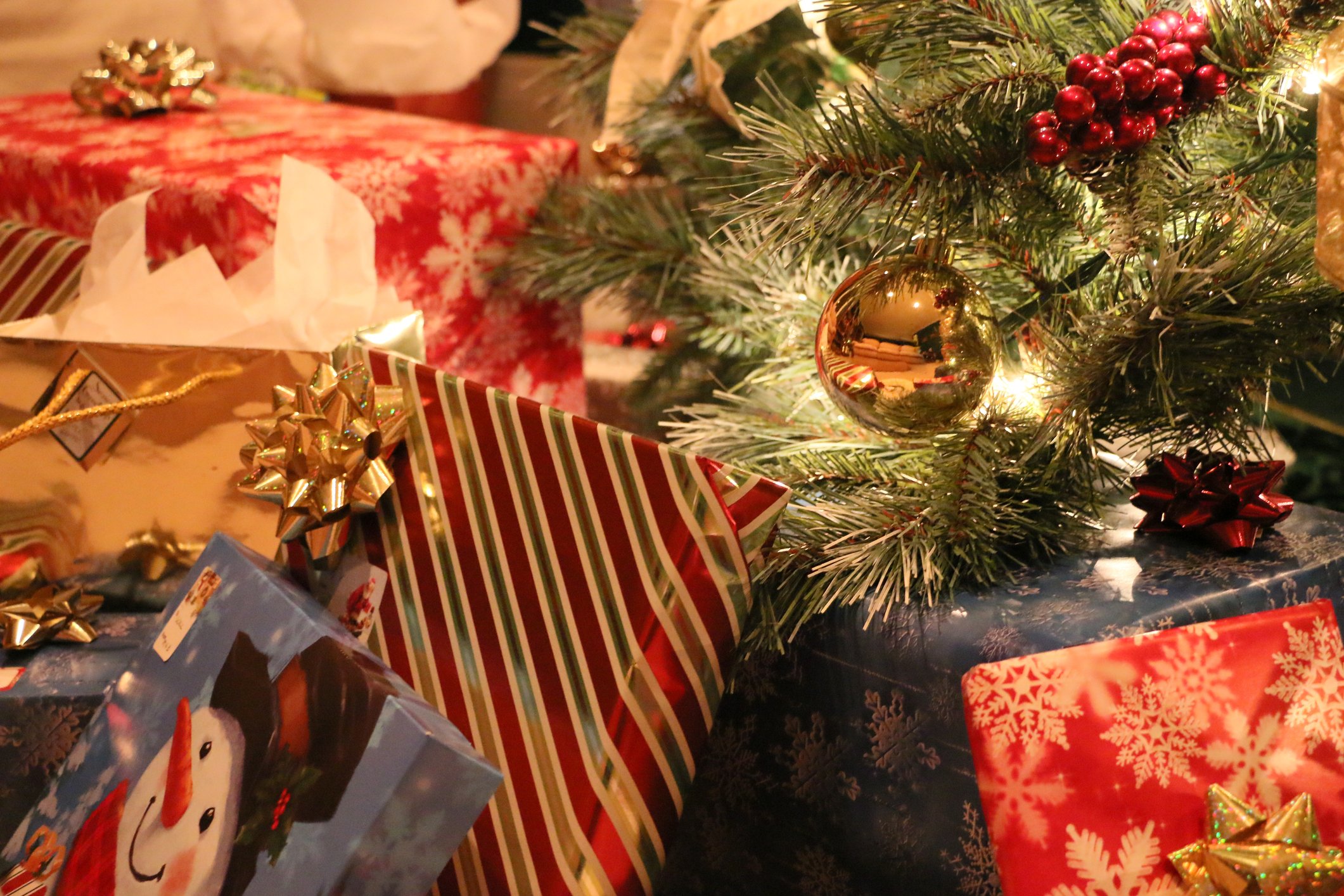 New Jersey Among Costliest States to Celebrate Christmas in 2024 as Many Taking on More Credit Card Debt for Presents