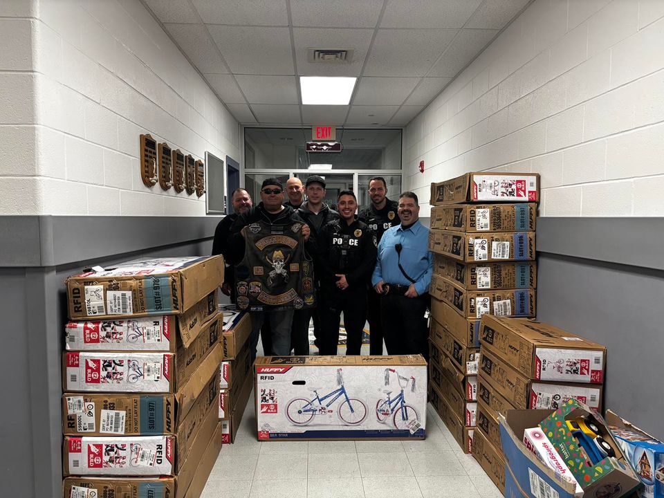 Kanan’s Toy Run delivers hundreds of gifts, bikes for Middletown children