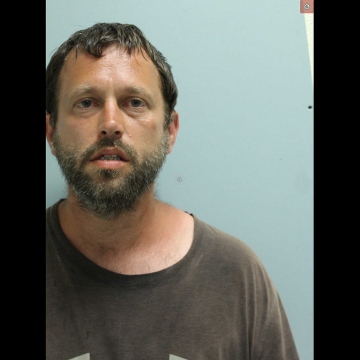 Ohio man pleads guilty to stalking singer at her Pennsylvania home