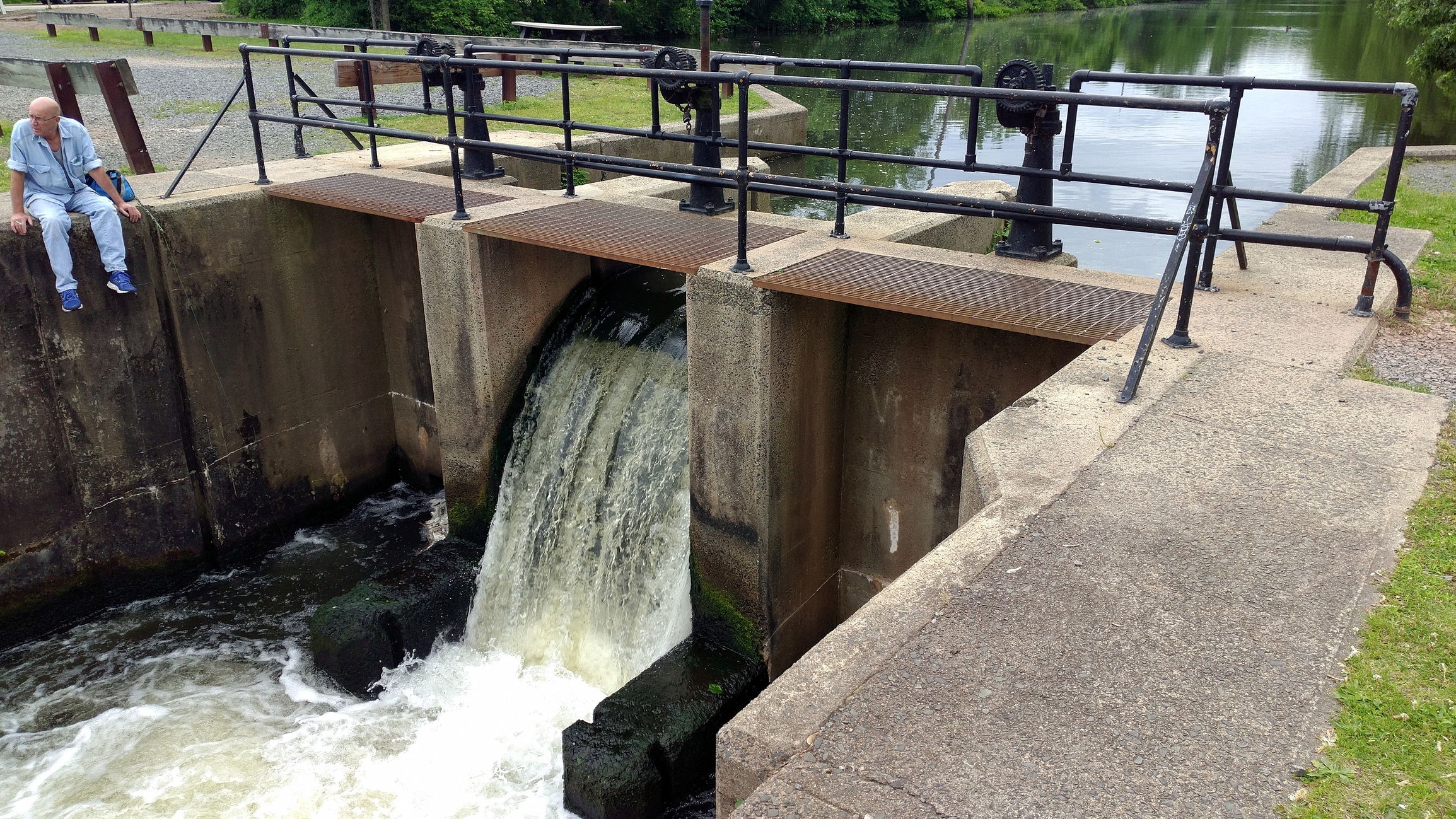 New Jersey DEP Says Accidental Chemical Discharge Into Central Jersey Water System, Stinky Water Pose No Health Risks to Humans