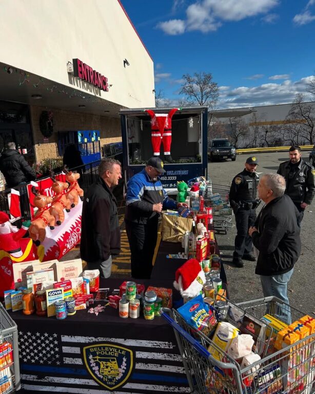 Belleville police collect record donations at annual holiday food drive