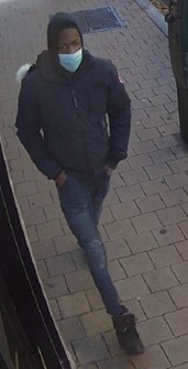 Gunman sought in Park Road armed robbery caught on surveillance camera