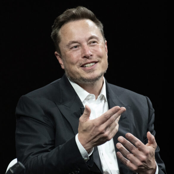 Elon musk says his ai chat bot grok can explain new jersey drone mystery - photo licensed by shore news network.