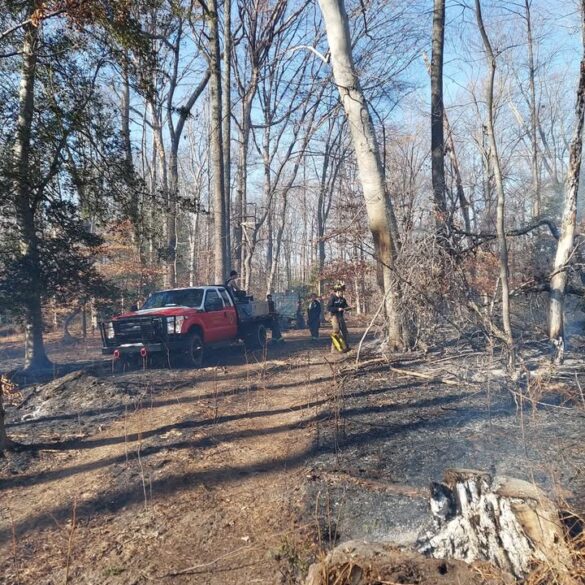 Tenth district volunteer fire department battles multiple brush fires - photo licensed by shore news network.