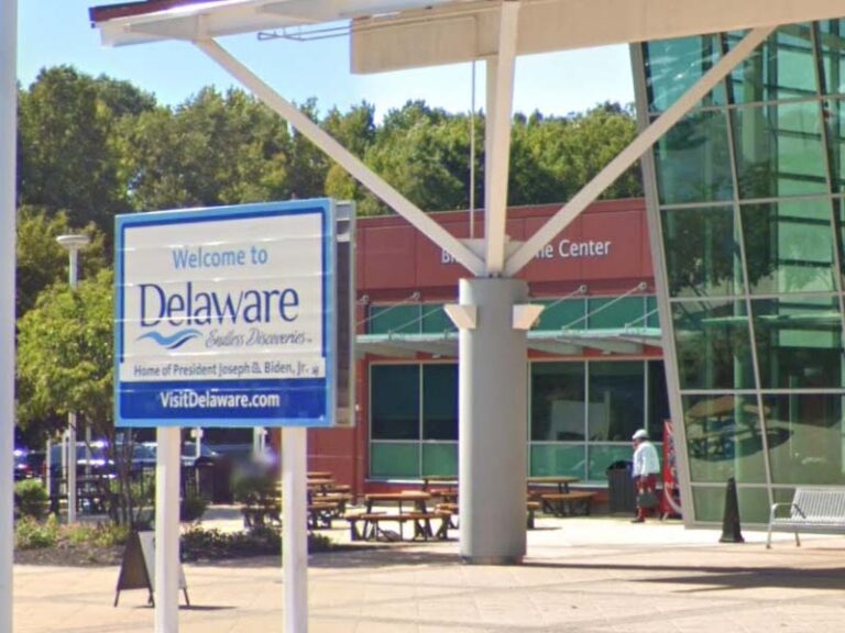 Robbery at newark service plaza under investigation by state police - photo licensed by shore news network.