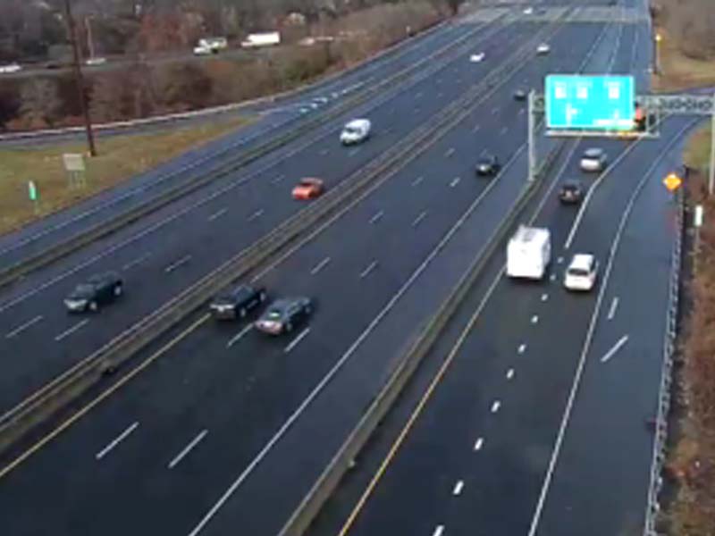 Light traffic on New Jersey highways Monday morning, minor delays reported