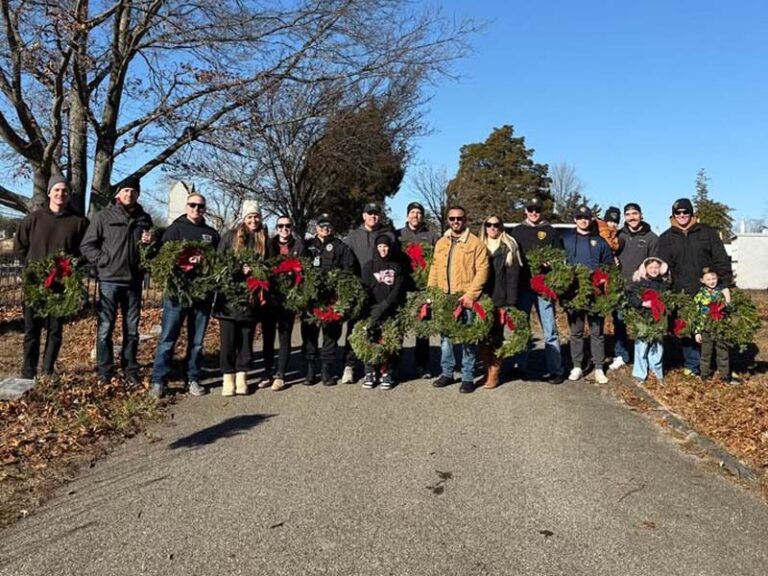 Toms river police honor veterans through wreaths across america program - photo licensed by shore news network.