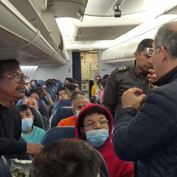 Colombian president welcomes first plane load of deported criminals from u. S. - photo licensed by shore news network.