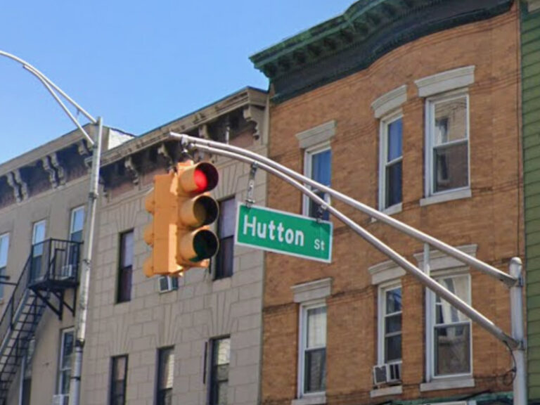 Multiple bodies found inside jersey city home, police suspect domestic violence incident - photo licensed by shore news network.