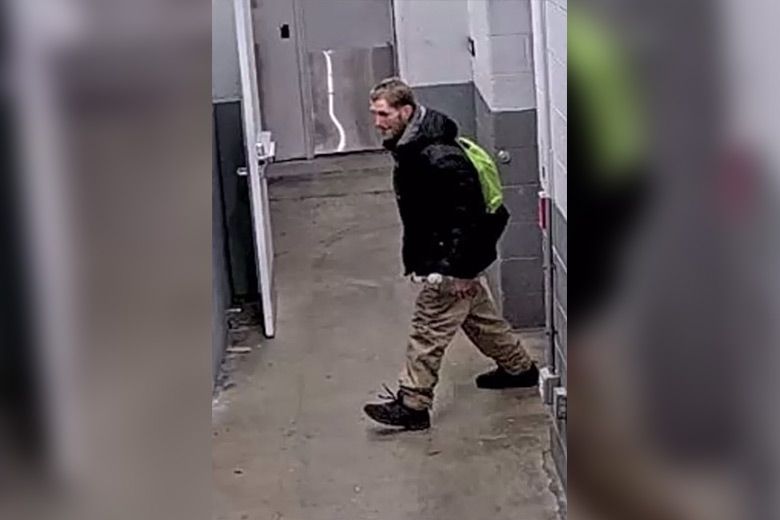Philadelphia police seek suspect in Market Street firearm theft