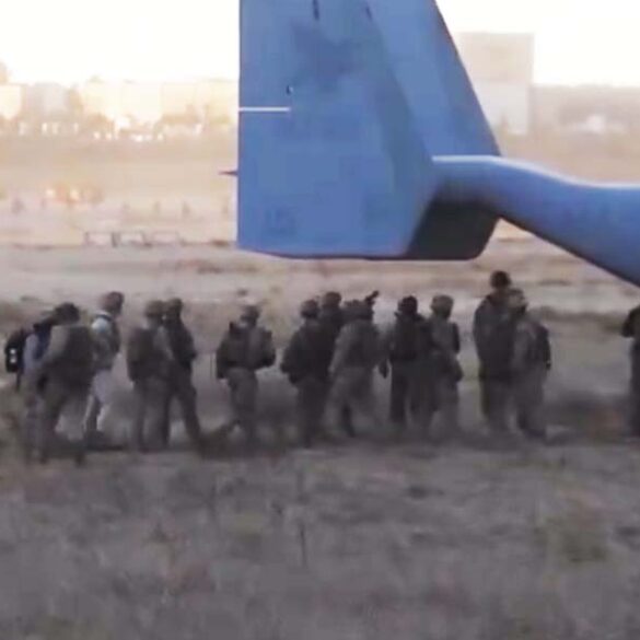 Watch: us marines land to assist border patrol operations - photo licensed by shore news network.