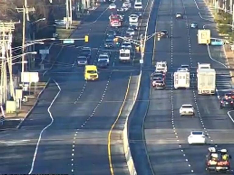 New jersey morning commuter report: crash at gsp exit 82 causing delays - photo licensed by shore news network.