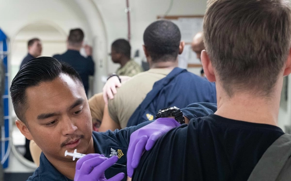 Trump signs executive order reinstating service members discharged over COVID-19 vaccine mandate