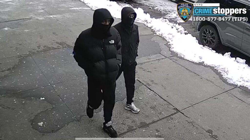 Teen shot in the leg in broad daylight attack in the Bronx