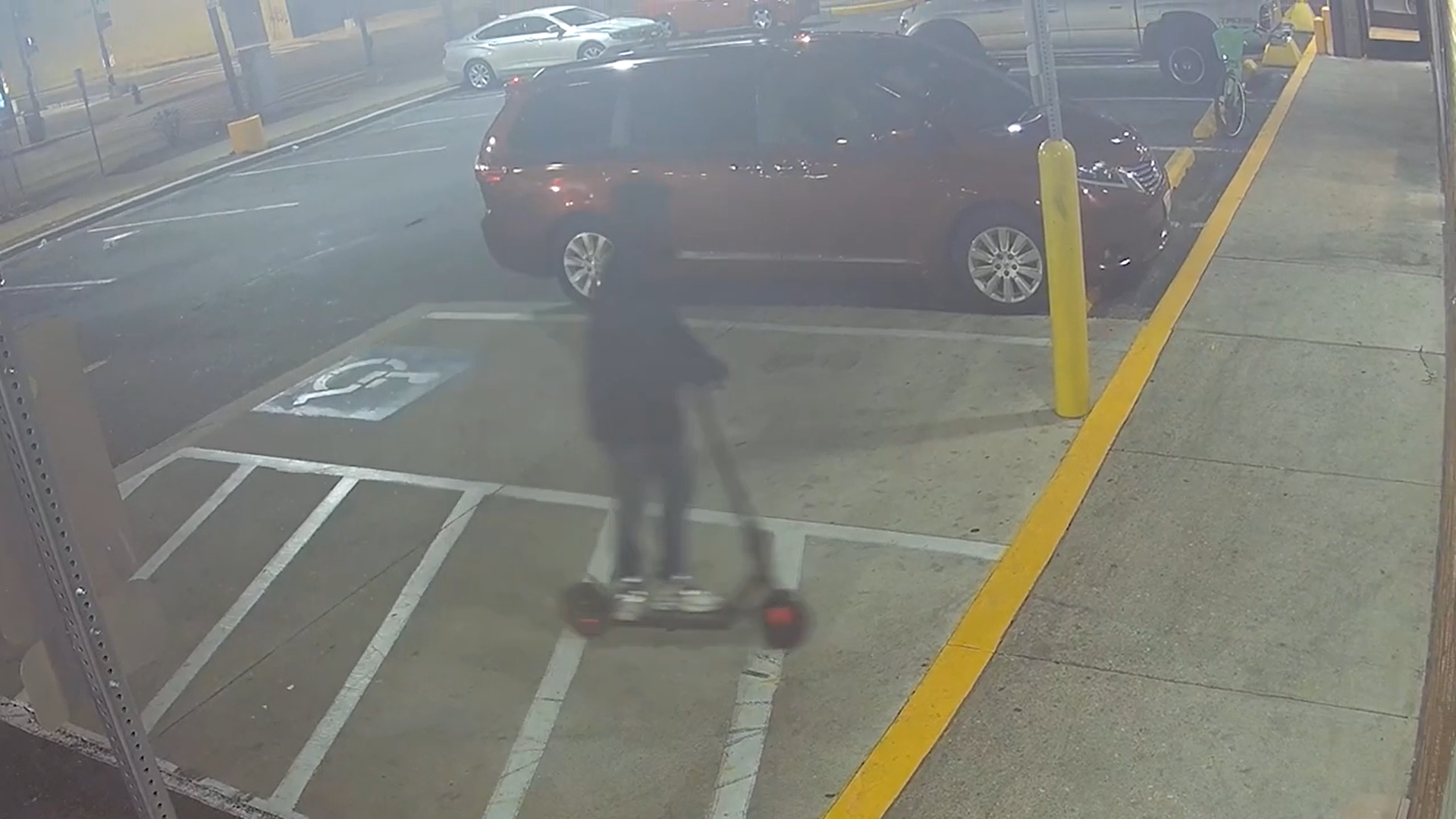 Knife-wielding suspect on the run after violent attack in D.C.
