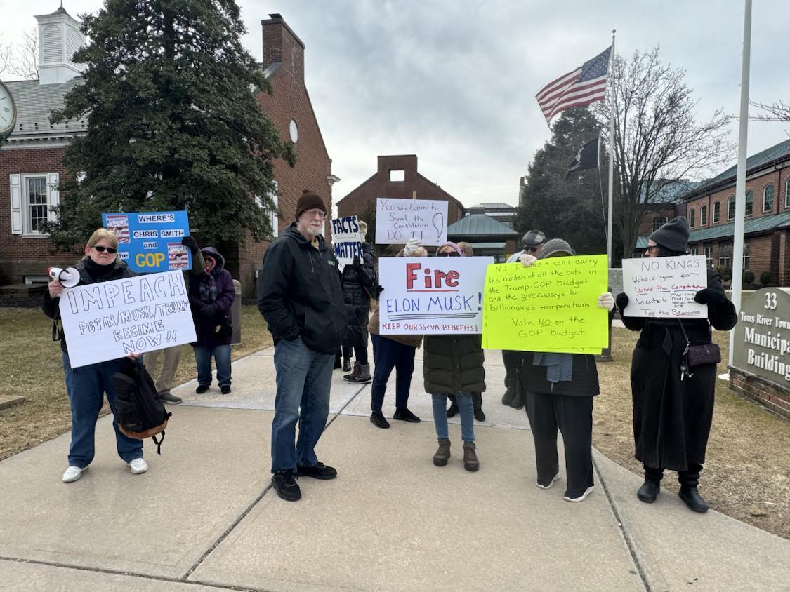 Democrats Assemble to Protest Against Government Efficiency Outside Toms River Town Hall