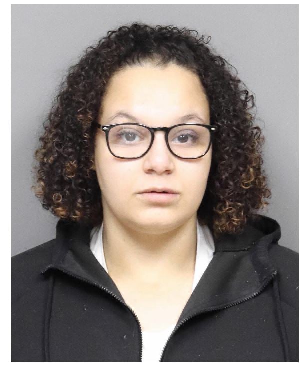 Utica woman charged with forgery after using false identity during arrest