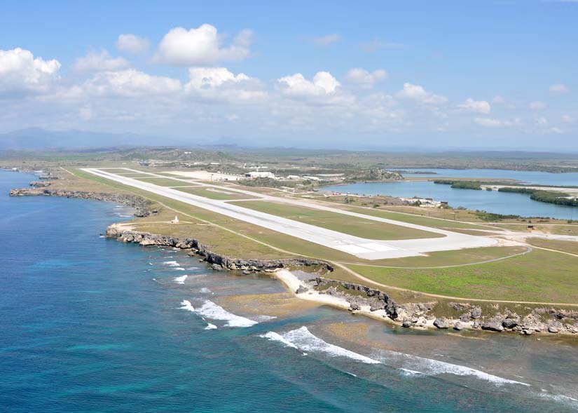 First flight of high-threat criminal migrants arrives at Guantanamo Bay