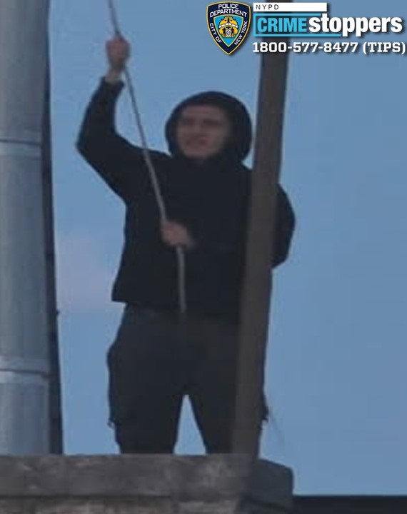 Noose hung from Queens water tower prompts NYPD hate crime probe