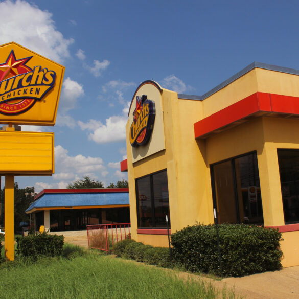 Tampa man charged in 2024 homicide after decomposting body found near fast-food restaurant - photo licensed by shore news network.