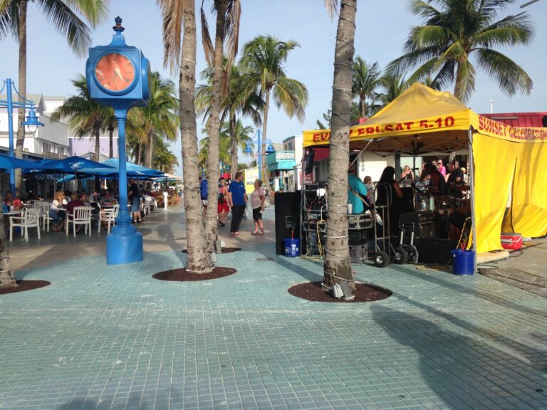 Florida attorney general warns fort myers over ‘sanctuary city’ status - photo licensed by shore news network.