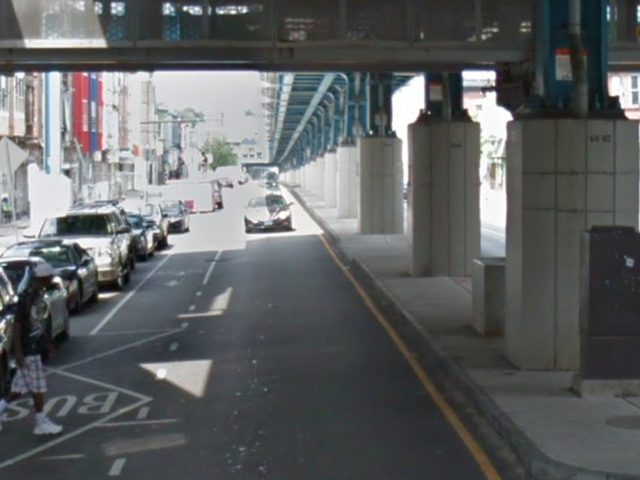 Man critically wounded in overnight Philadelphia shooting on Market Street
