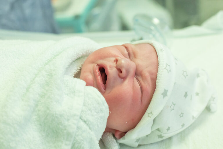 New law would ban new jersey from asking parents to gender identify their newborn babies - photo licensed by shore news network.