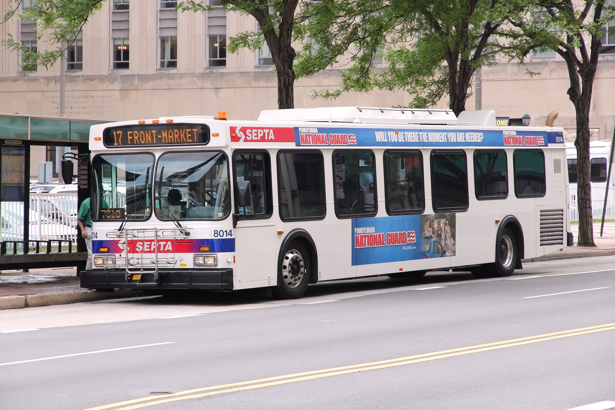 Masked gunman stalks SEPTA bus rider, opens fire on Philly street in broad daylight