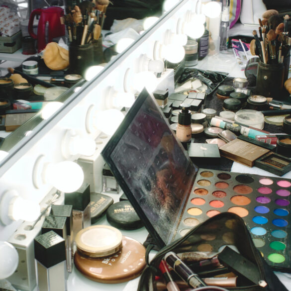 New york theatre owner pleads guilty to $1. 8m covid relief fraud scheme - photo licensed by shore news network.