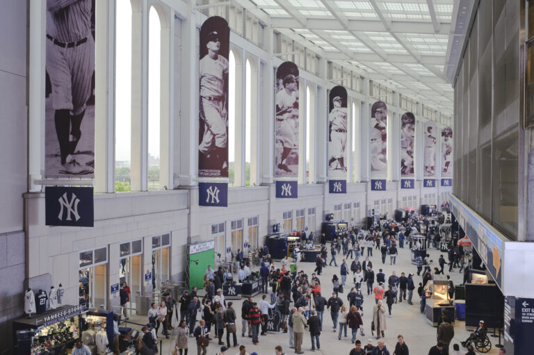 New jersey comcast customers will get yes network, yankees games... For now - photo licensed by shore news network.