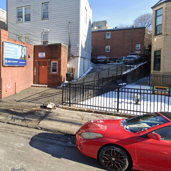 Yonkers man surrenders after shooting two men in broad daylight