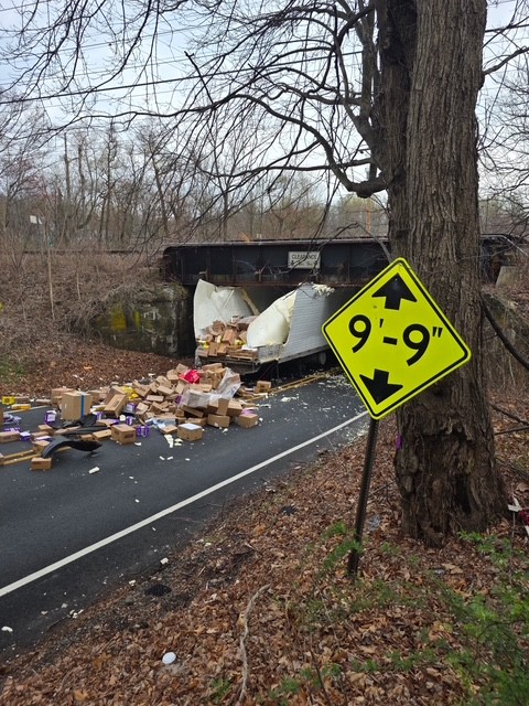 Candy Filled Truck slams into South Flowers Mill Road bridge—second crash at site in a day
