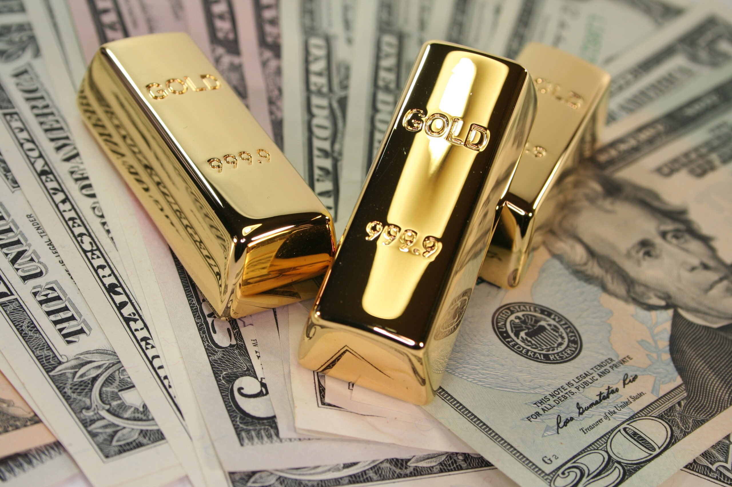 Gold bar scam bust: Barnegat cops foil $550K fraud, arrest two in international operation