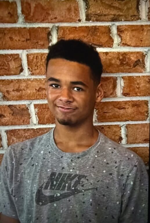 15-Year-Old Reported Missing in Parkville