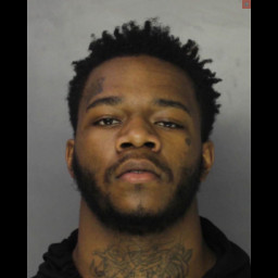 Manhunt underway for murder suspect in Harrisburg shooting