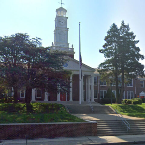 Fort lee high school - google maps.