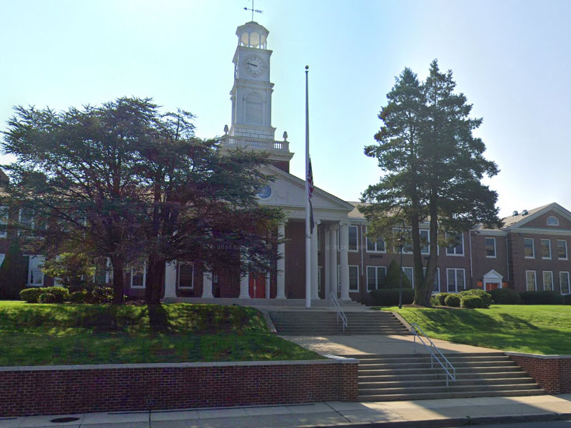Fort Lee High School - Google Maps.