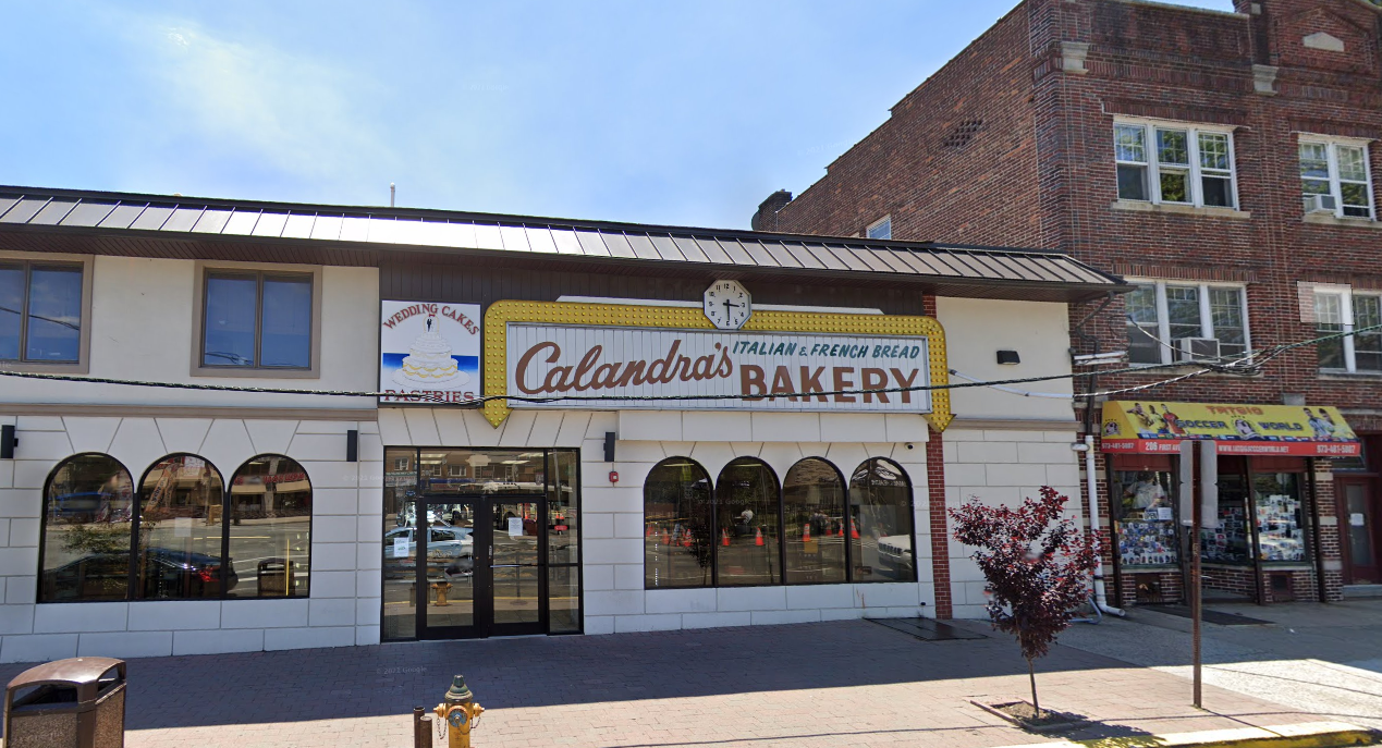 Famous Newark Bakery Calandra's Owner Forks Over a Bunch of Dough to Trump-Loving Gubernatorial Candidate