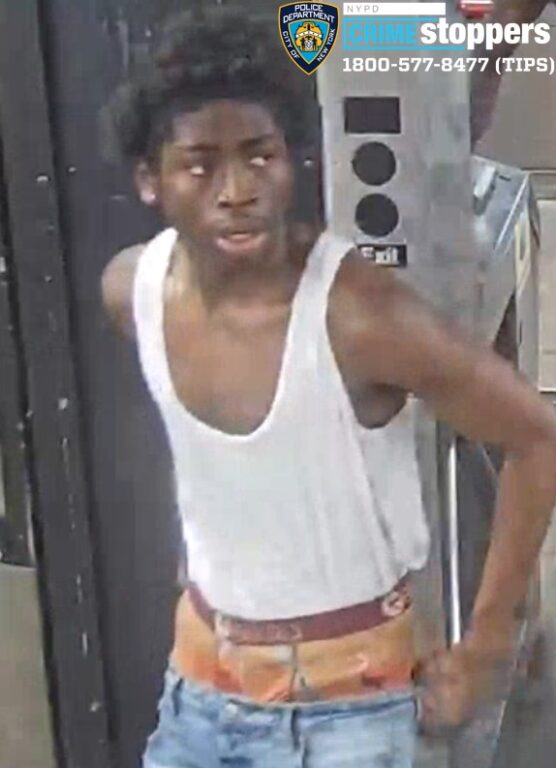 13-year-old girl forcibly robbed in the Bronx