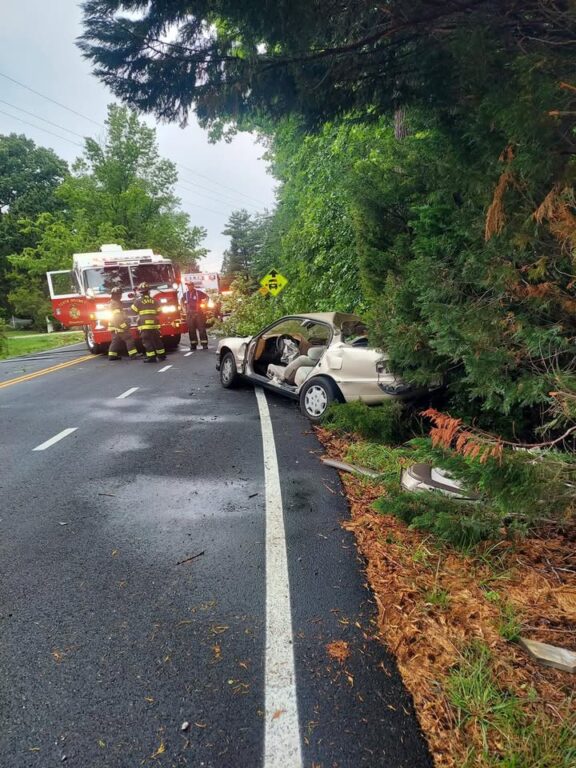 Driver extricated after crash on Poorhouse Road in Tenth District
