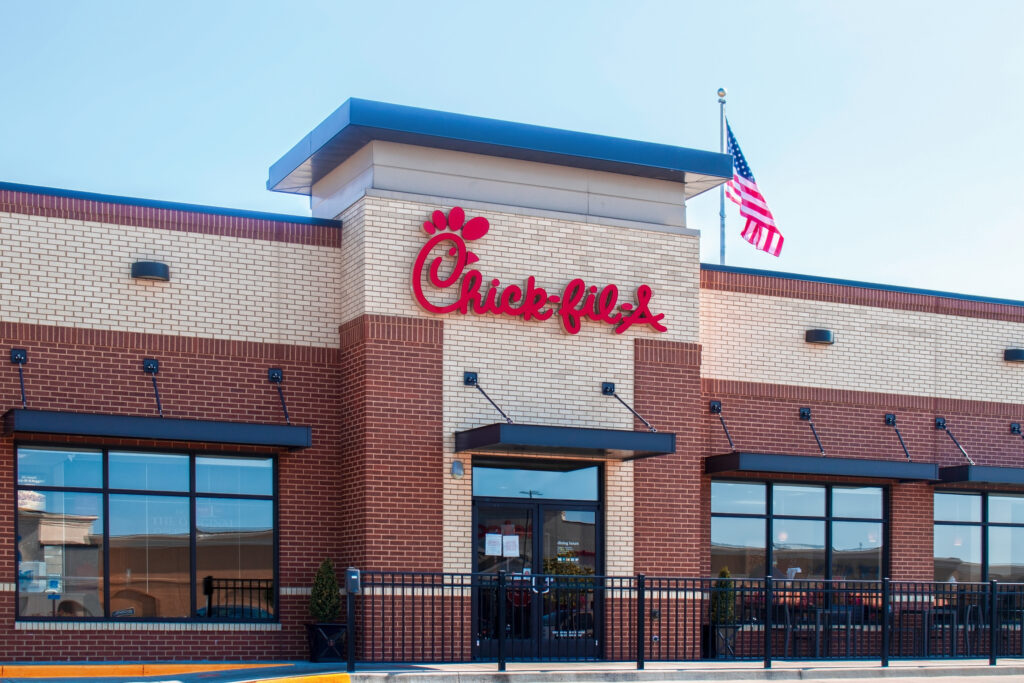 Collegedale Police Arrest Man for Soliciting Minors at Collegedale Chick-fil-A