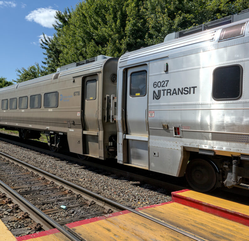 Just Work From Home: NJ Transit Tells Commuters to Prepare for Complete Shutdown on Friday Just Work From Home: NJ Transit Tells Commuters to Prepare for Complete Shutdown on Friday